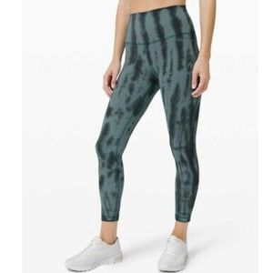 Lululemon Women's Invigorate High-Rise Tight 25" (Size 12)